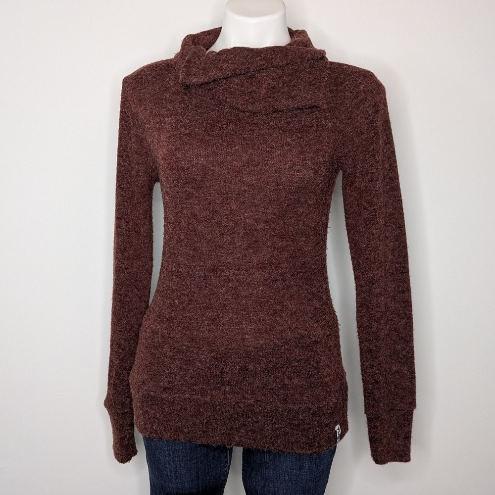 Kavu maroon fuzzy crossover mock neck long sleeve sweater S